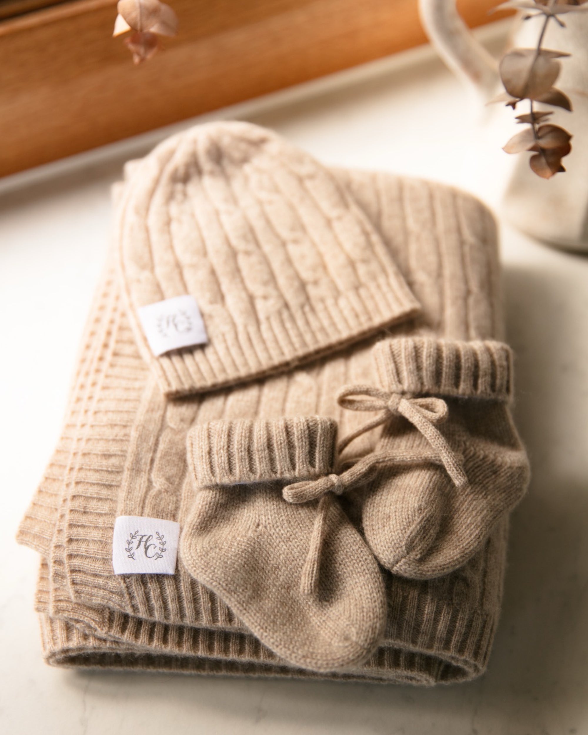 cashmere baby welcome home box toast 3