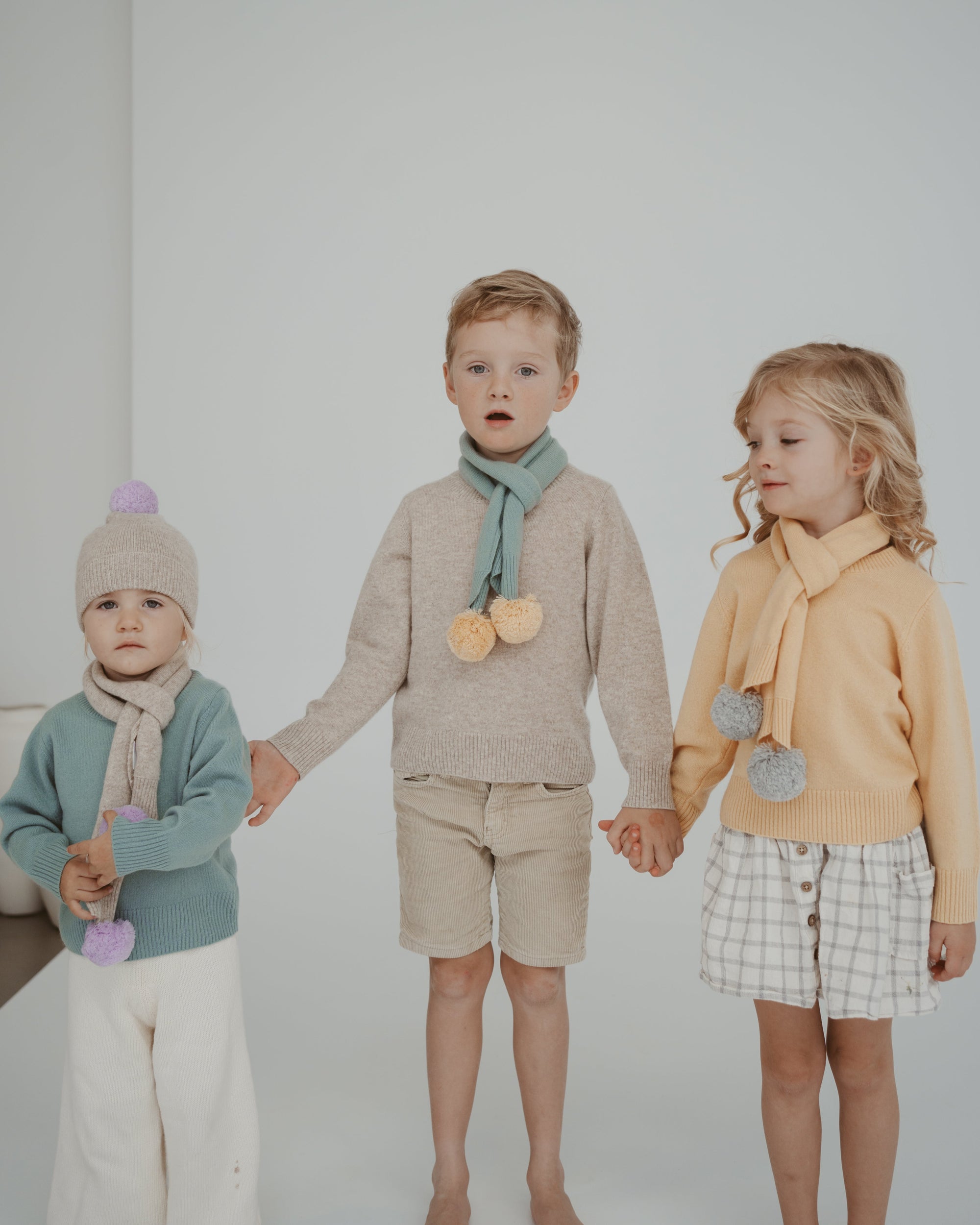 cashmere kids sweater lemon 4